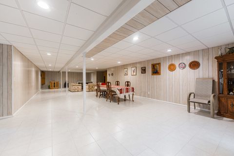 Tiny photo for 731 Slate Run, Elgin, IL 60124 (MLS # 12528898)