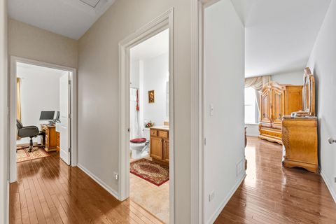 Tiny photo for 731 Slate Run, Elgin, IL 60124 (MLS # 12528898)