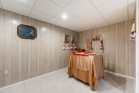 Tiny photo for 731 Slate Run, Elgin, IL 60124 (MLS # 12528898)