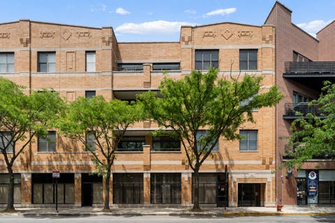 Photo of 2040 W Belmont Avenue #405, Chicago, IL 60618 (MLS # 12735864)