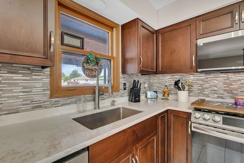 Tiny photo for 2411 Ruth Fitzgerald Drive, Plainfield, IL 60586 (MLS # 12488014)