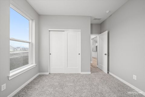 Tiny photo for 3 Dogwood Way, Ottawa, IL 61350 (MLS # 12627848)