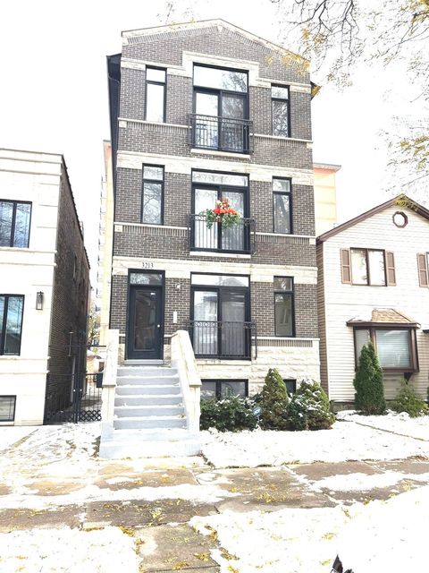 Tiny photo for 3213 S Wells Street #1, Chicago, IL 60616 (MLS # 12516979)