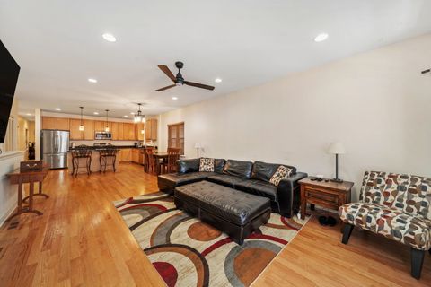 Tiny photo for 3213 S Wells Street #1, Chicago, IL 60616 (MLS # 12516979)