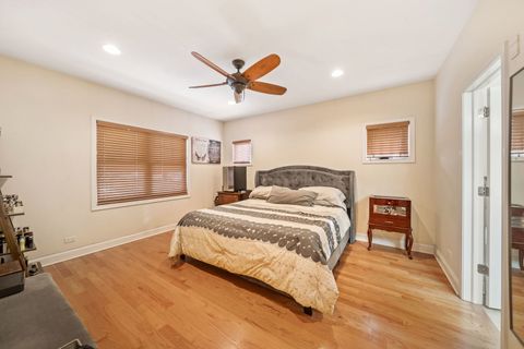 Tiny photo for 3213 S Wells Street #1, Chicago, IL 60616 (MLS # 12516979)