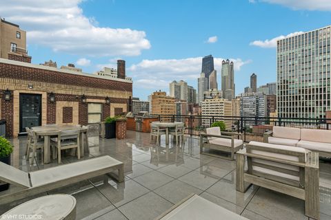 Tiny photo for 1255 N State Parkway #2B, Chicago, IL 60610 (MLS # 12474918)