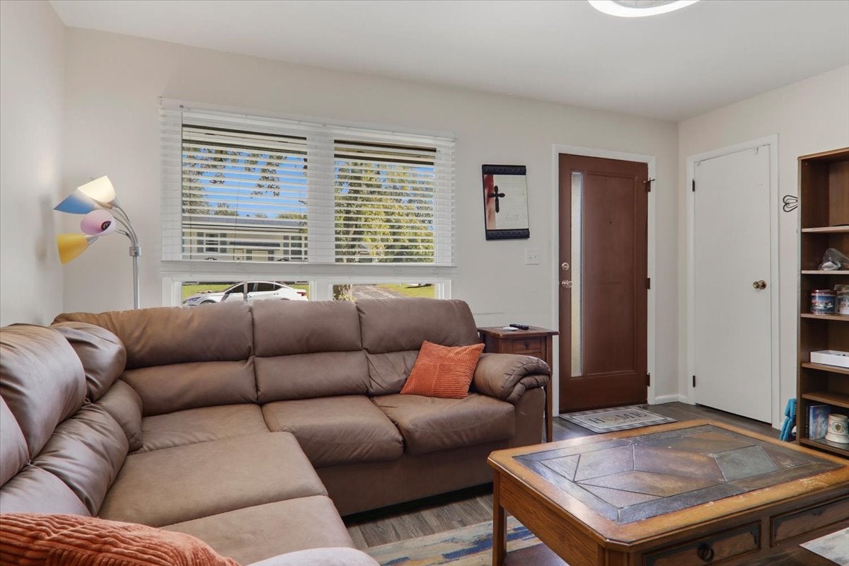 1402 Mount Vernon Drive