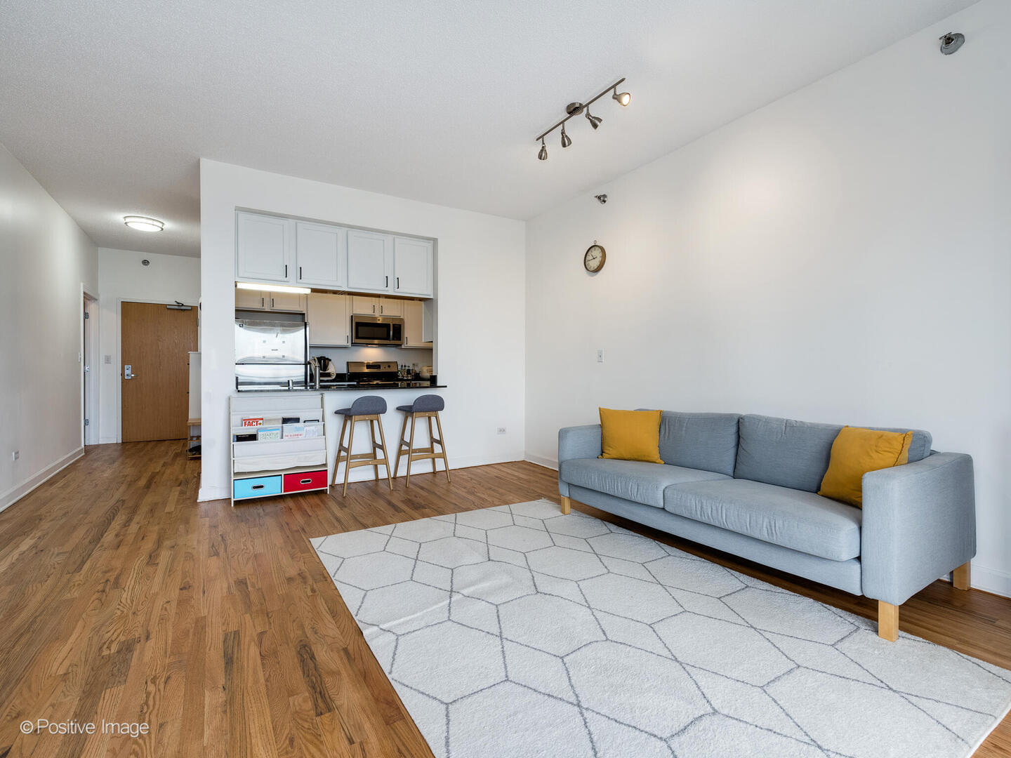 41 E 8th Street 2306