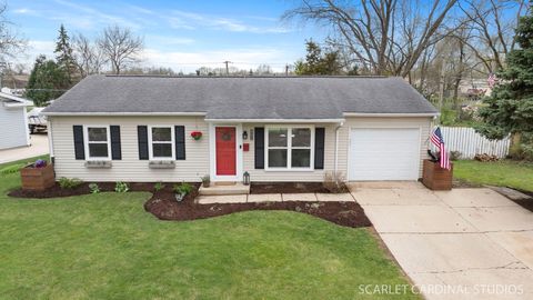 Tiny photo for 801 Sunset Circle, Streamwood, IL 60107 (MLS # 12616111)