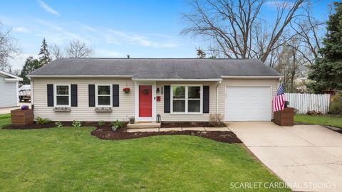 Tiny photo for 801 Sunset Circle, Streamwood, IL 60107 (MLS # 12616111)