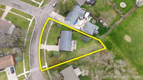 Tiny photo for 801 Sunset Circle, Streamwood, IL 60107 (MLS # 12616111)