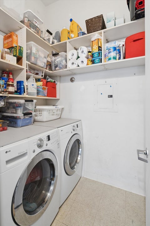 Tiny photo for 130 S CANAL Street #607, Chicago, IL 60606 (MLS # 12761483)