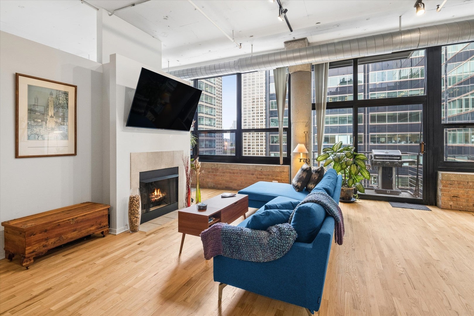 130 S CANAL Street 607
