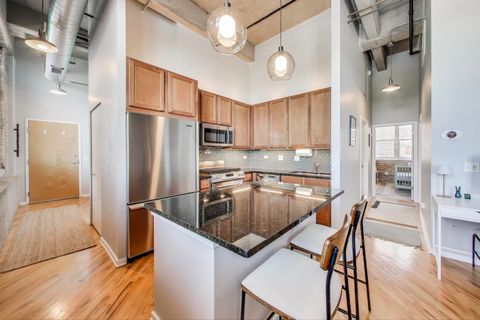 Tiny photo for 1735 N Paulina Street #422, Chicago, IL 60622 (MLS # 12489304)