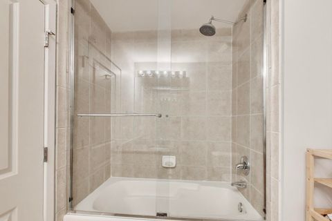 Tiny photo for 1735 N Paulina Street #422, Chicago, IL 60622 (MLS # 12489304)