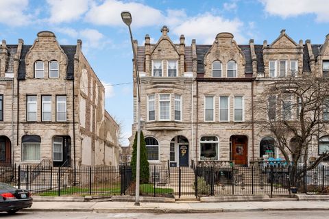 4429 S Berkeley Avenue Chicago IL 60653