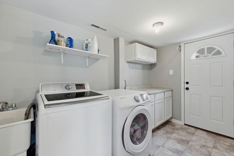 Tiny photo for 1621 Andrea Drive, New Lenox, IL 60451 (MLS # 12586703)