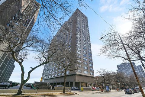 6301 N SHERIDAN Road 21J Chicago IL 60660