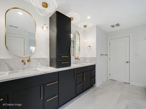 Tiny photo for 3031 Indianwood Road, Wilmette, IL 60091 (MLS # 12593963)