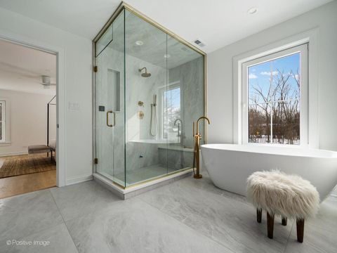 Tiny photo for 3031 Indianwood Road, Wilmette, IL 60091 (MLS # 12593963)