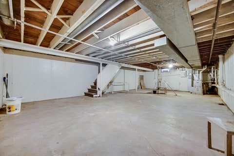 Tiny photo for 2303 E 100th Street, Chicago, IL 60617 (MLS # 12747047)