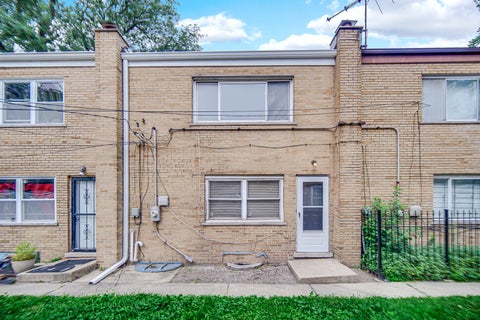 Tiny photo for 2303 E 100th Street, Chicago, IL 60617 (MLS # 12747047)