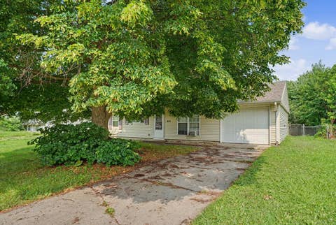 Tiny photo for 810 MAPLEPARK Drive, Champaign, IL 61821 (MLS # 12718740)