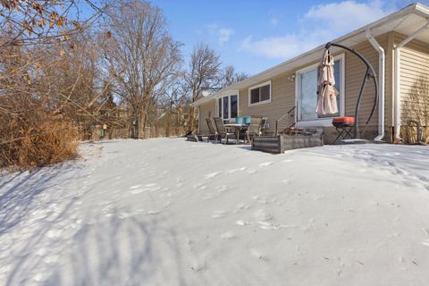 Tiny photo for 106 Cedar Court, Schaumburg, IL 60193 (MLS # 12551111)