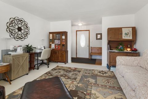 Tiny photo for 106 Cedar Court, Schaumburg, IL 60193 (MLS # 12551111)