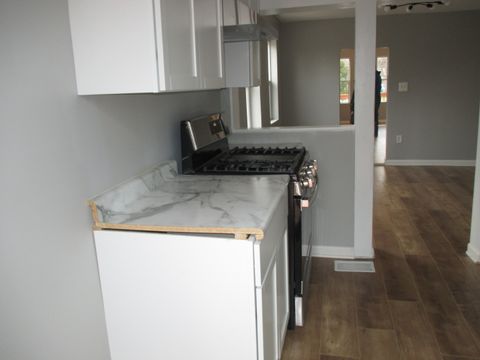 Tiny photo for 14 N Hickory Street, Joliet, IL 60435 (MLS # 12551631)