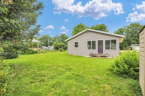 Tiny photo for 521 N McClellan Street, Sullivan, IL 61951 (MLS # 12663988)