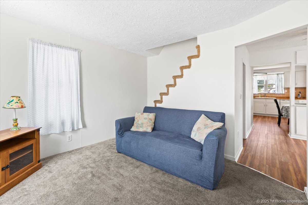 7132 W 73rd Street