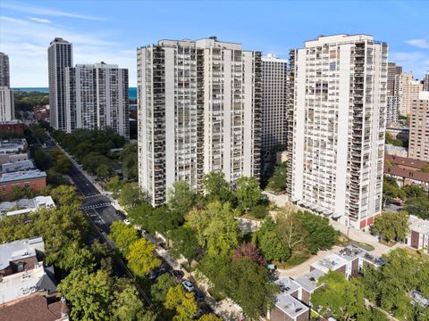 Tiny photo for 1360 N Sandburg Terrace #2909C, Chicago, IL 60610 (MLS # 12484781)