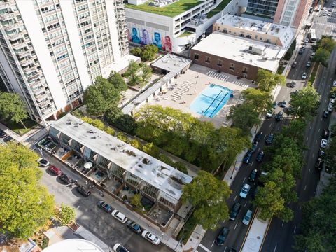 Tiny photo for 1360 N Sandburg Terrace #2909C, Chicago, IL 60610 (MLS # 12484781)