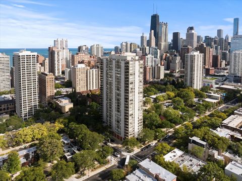 Tiny photo for 1360 N Sandburg Terrace #2909C, Chicago, IL 60610 (MLS # 12484781)