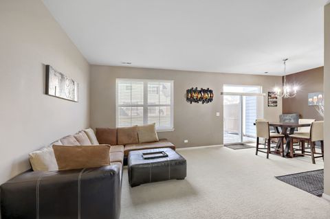 Tiny photo for 422 Victoria Lane, Elgin, IL 60124 (MLS # 12626886)