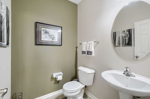 Tiny photo for 422 Victoria Lane, Elgin, IL 60124 (MLS # 12626886)