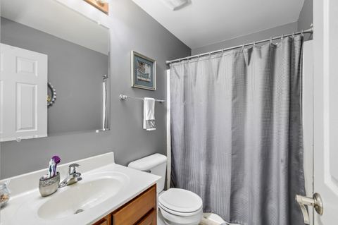 Tiny photo for 422 Victoria Lane, Elgin, IL 60124 (MLS # 12626886)