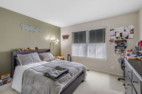 Tiny photo for 422 Victoria Lane, Elgin, IL 60124 (MLS # 12626886)