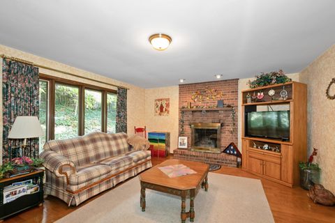 Tiny photo for 9940 S Wood Lane, Palos Hills, IL 60465 (MLS # 12512318)