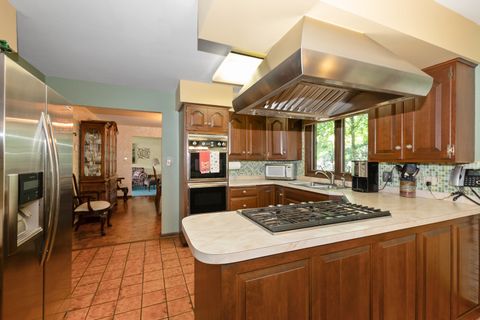 Tiny photo for 9940 S Wood Lane, Palos Hills, IL 60465 (MLS # 12512318)