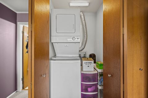 Tiny photo for 6700 S Brainard Avenue #428, Countryside, IL 60525 (MLS # 12455816)