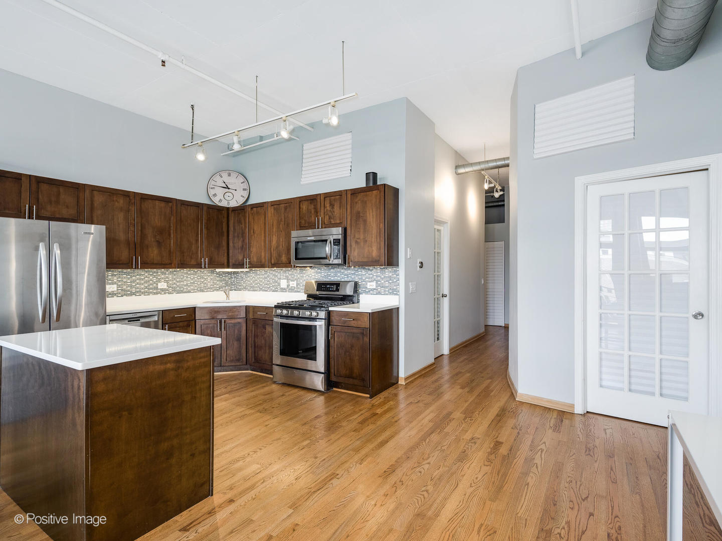 1301 W Madison Street 402