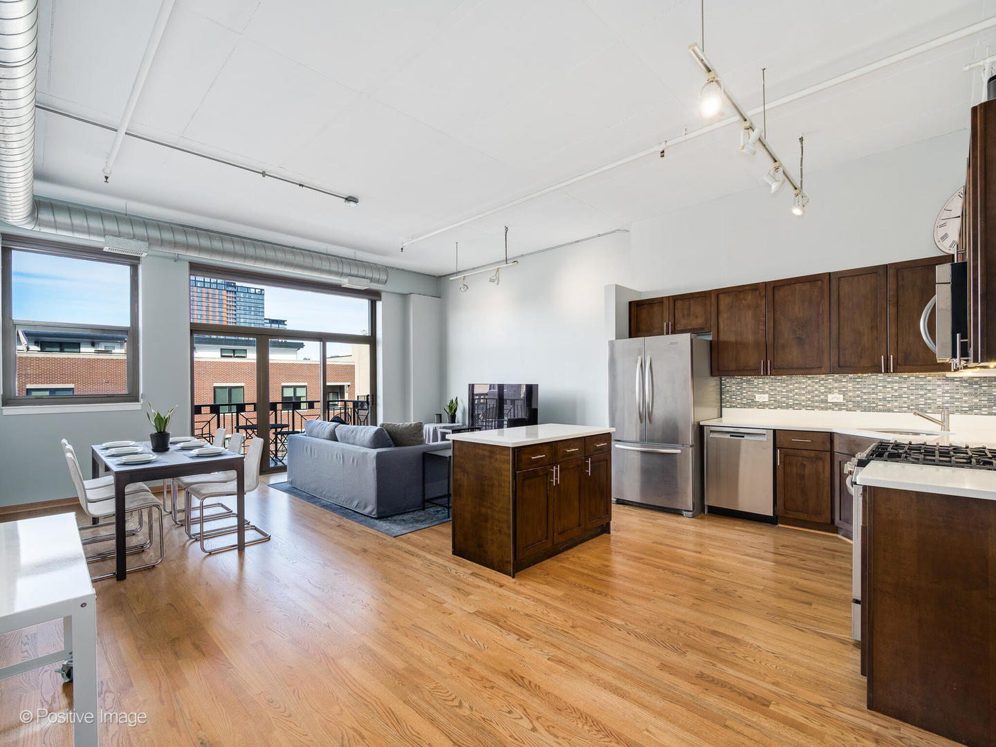1301 W Madison Street 402
