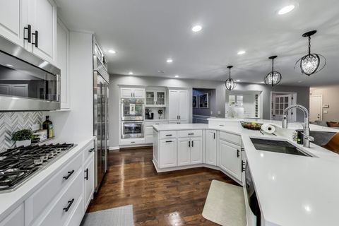 Tiny photo for 775 Summer Isle Lane, Inverness, IL 60010 (MLS # 12584836)