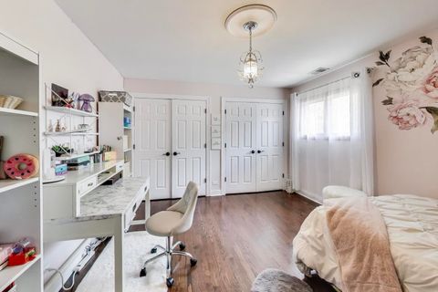 Tiny photo for 775 Summer Isle Lane, Inverness, IL 60010 (MLS # 12584836)