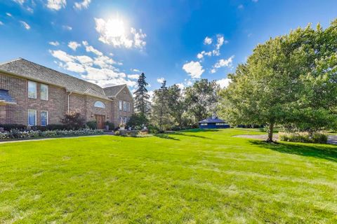Tiny photo for 775 Summer Isle Lane, Inverness, IL 60010 (MLS # 12584836)