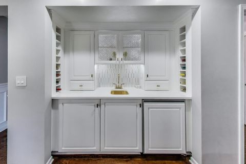 Tiny photo for 775 Summer Isle Lane, Inverness, IL 60010 (MLS # 12584836)