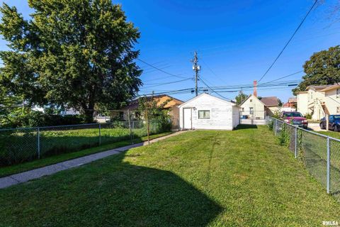 Tiny photo for 1518 N MAIN Street, Davenport, IA 52803 (MLS # QC4267540)