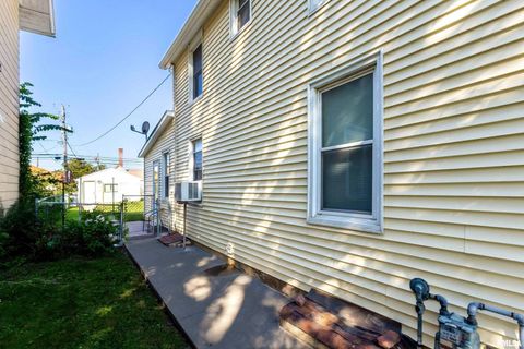 Tiny photo for 1518 N MAIN Street, Davenport, IA 52803 (MLS # QC4267540)